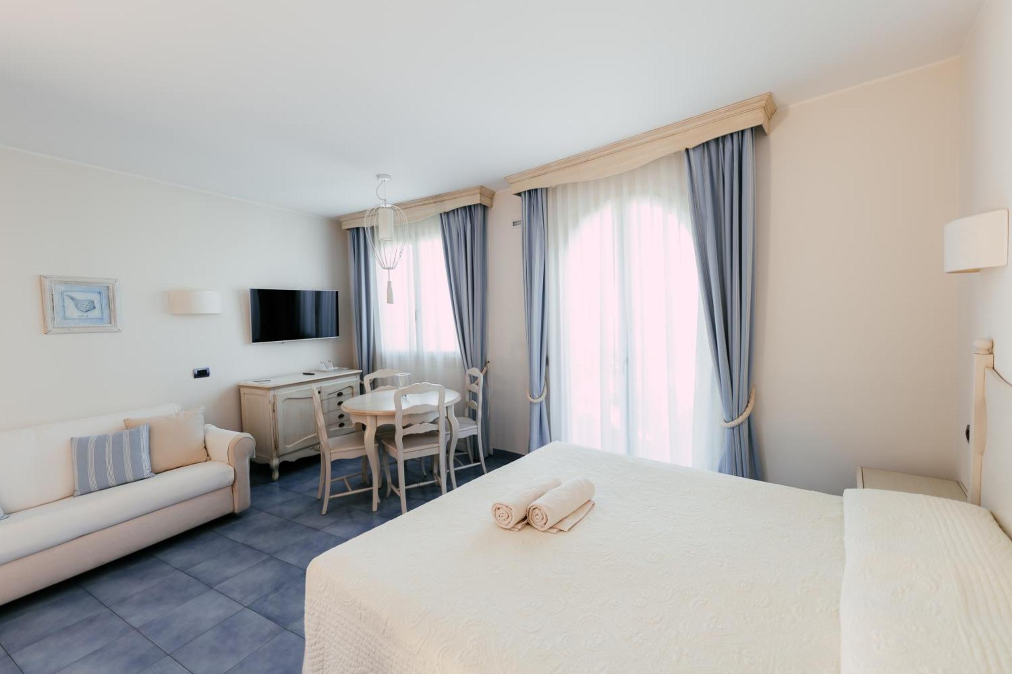 Baia Delphis Resort Vasto Eksteriør billede